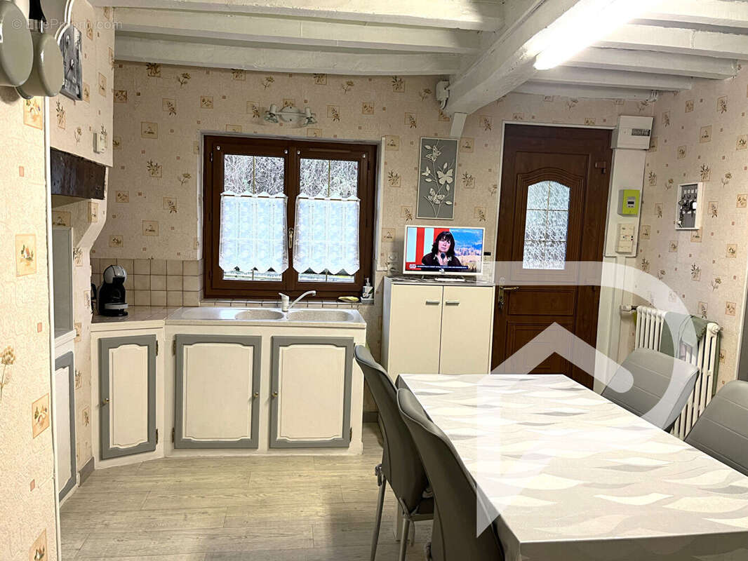 Maison à GRANDVILLERS-AUX-BOIS