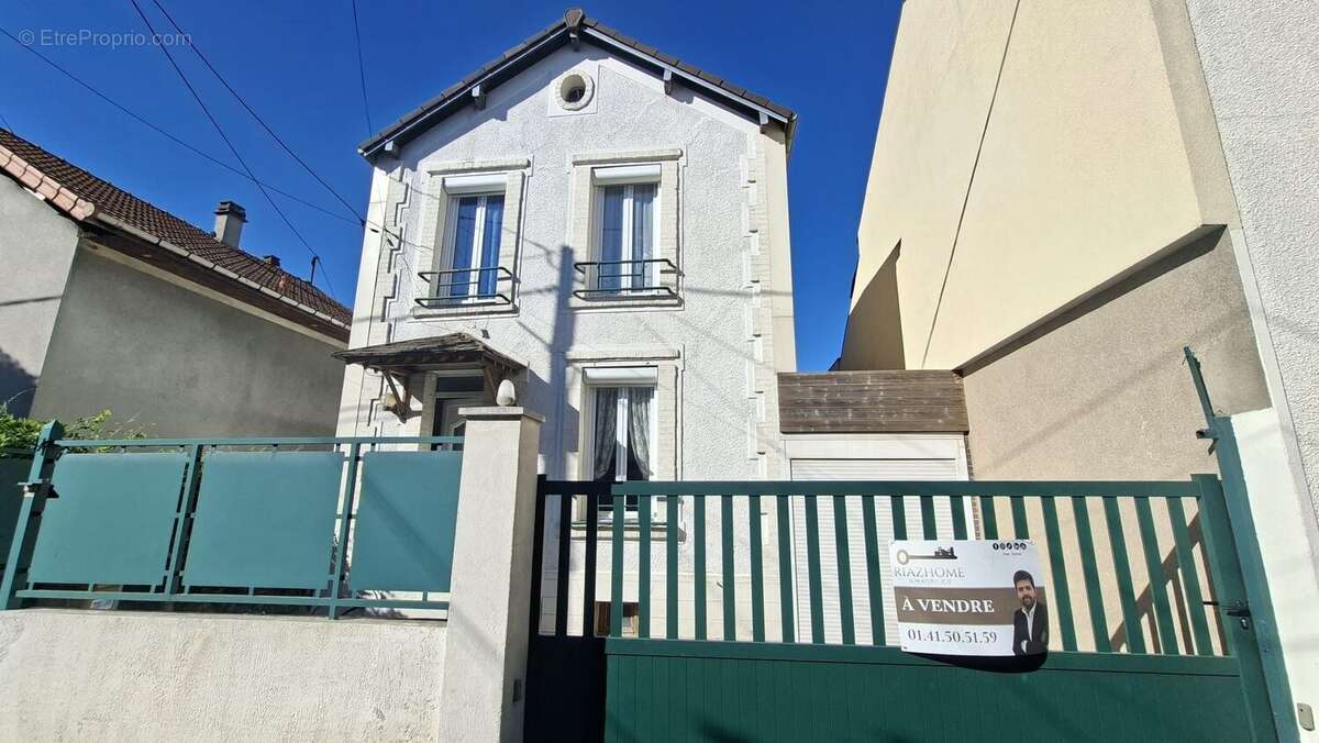 Maison à LE BOURGET