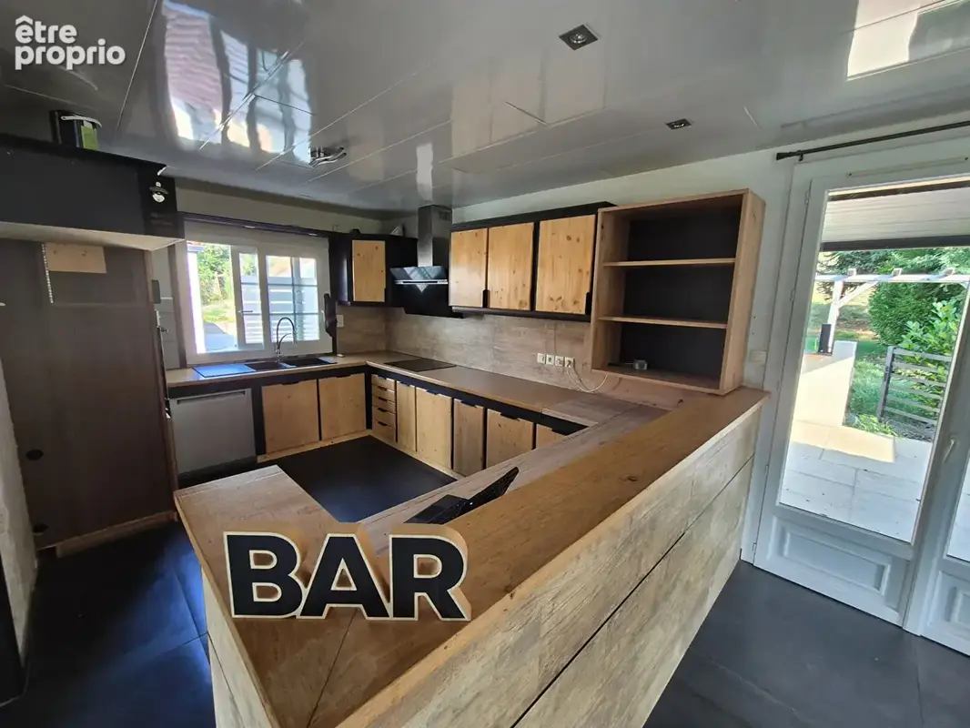 Maison Serres/Arget  T5 de136 m2 sur terrain de 2050 m² - photo 6