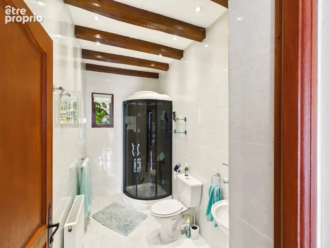 Maison individuelle de 4 chambres à proximité d'un village avec commodités - photo 8
