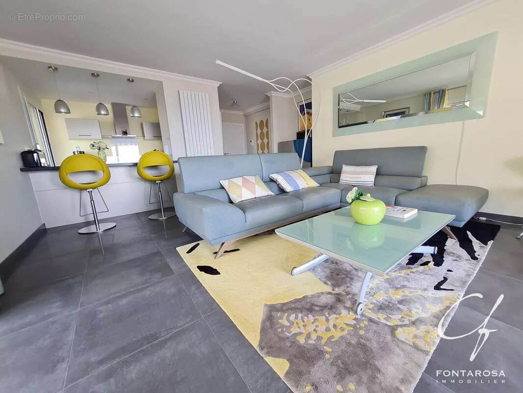 Appartement à FREJUS