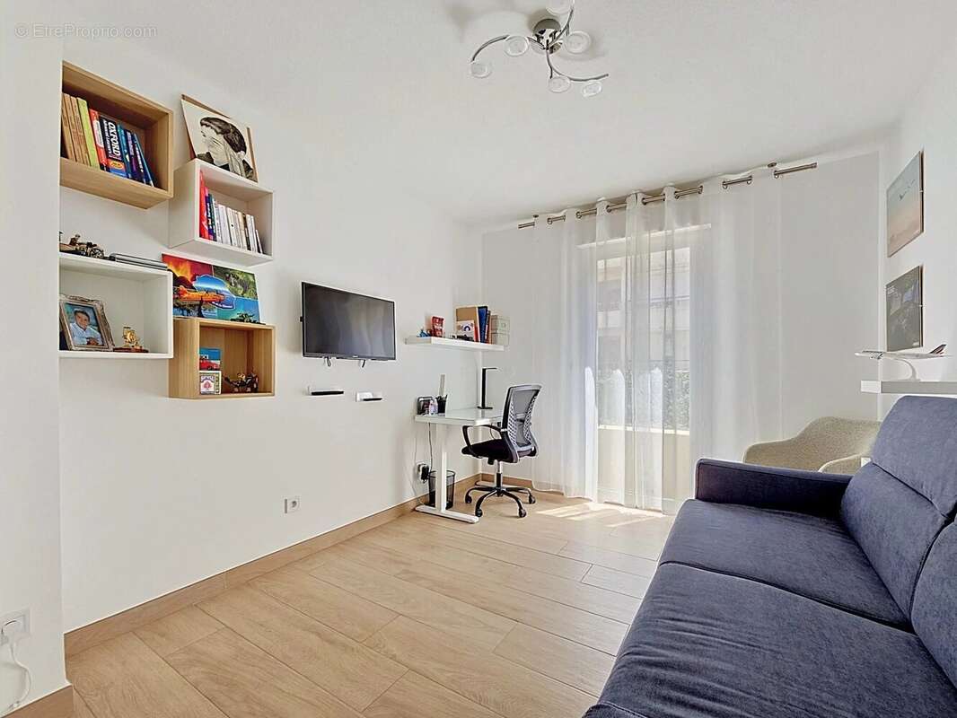 Cannes standing recent : grand 4 pieces de 104,36 m² avec grand garage fermé - photo 13