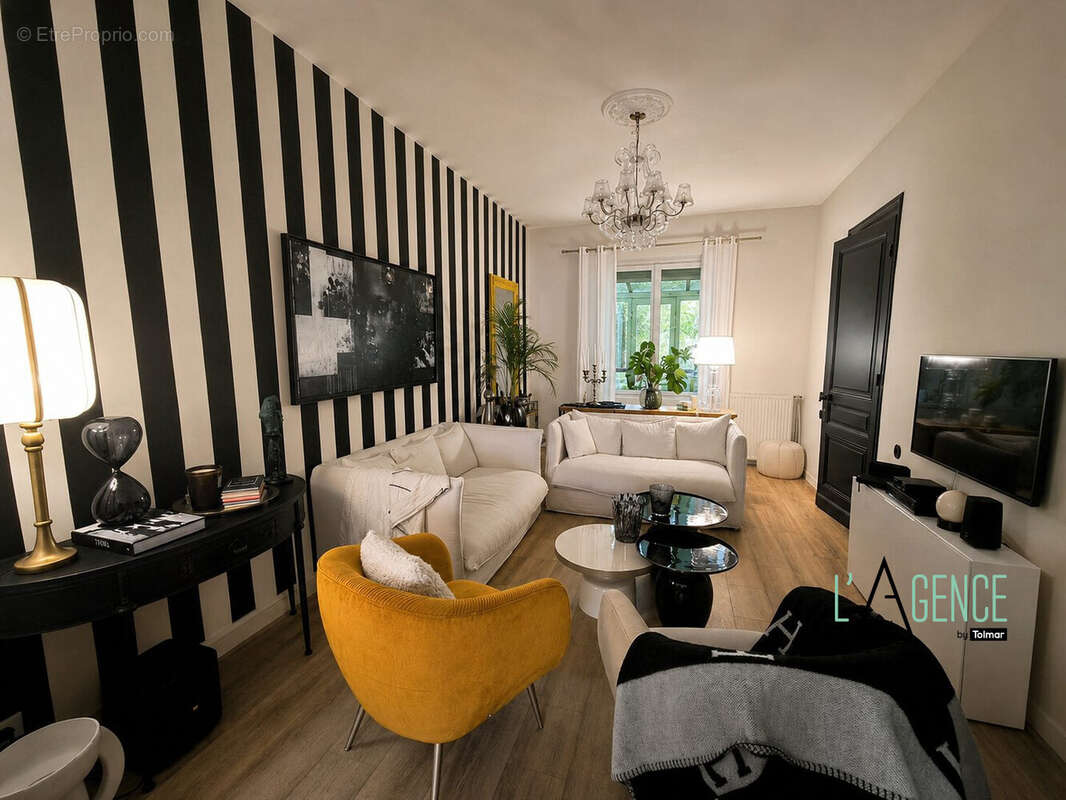 Maison 250 m² à Cantenac  - photo 7