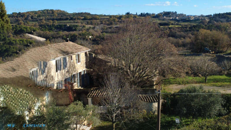 En exclusivité - Authentique bergerie Provençale du XIXème siècle à fort potentiel - photo 6