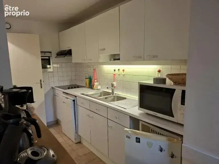 Nézignan l'Evêque, Maison rénovéeT3 avec courette et beau garage - photo 3
