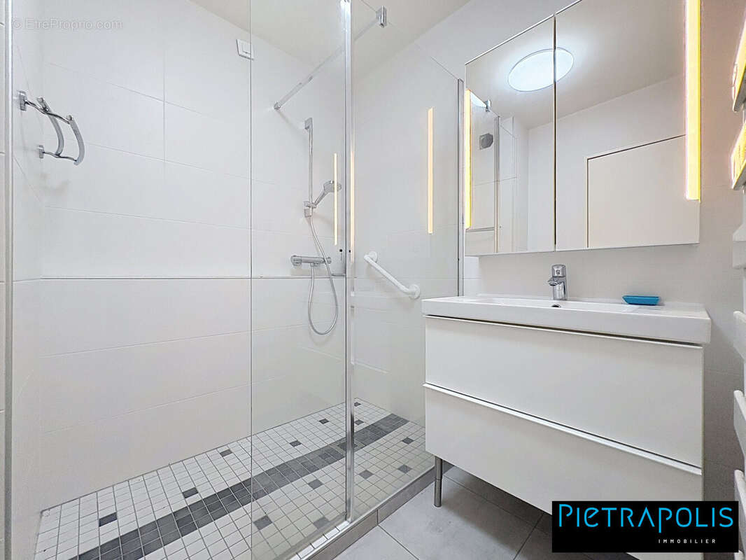 Appartement à LYON-7E