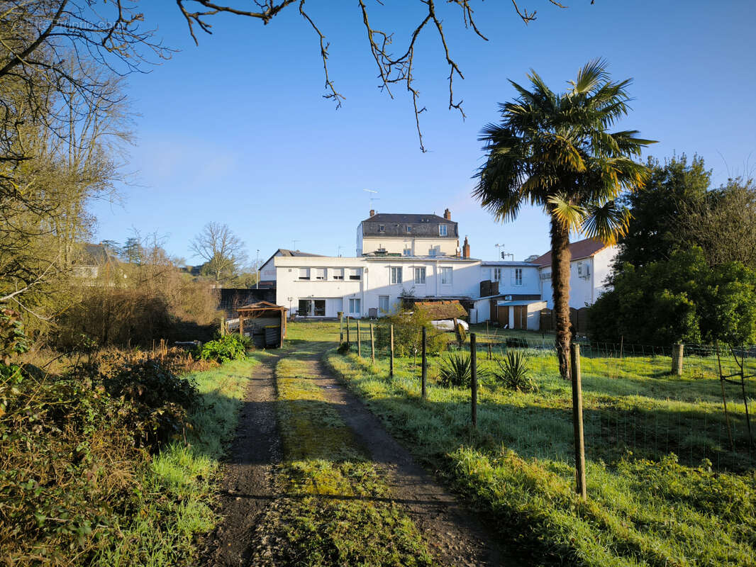 Immeuble de rapport au bord de loire - photo 4