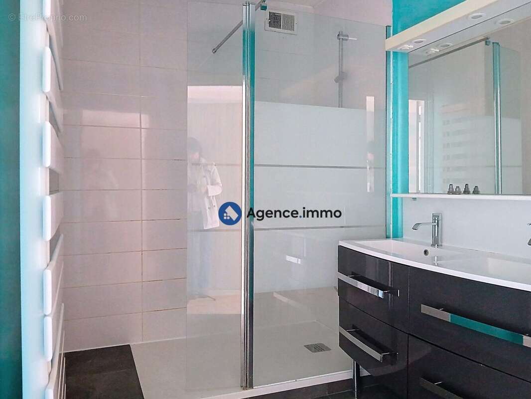 salle d'eau - Appartement à TOURS