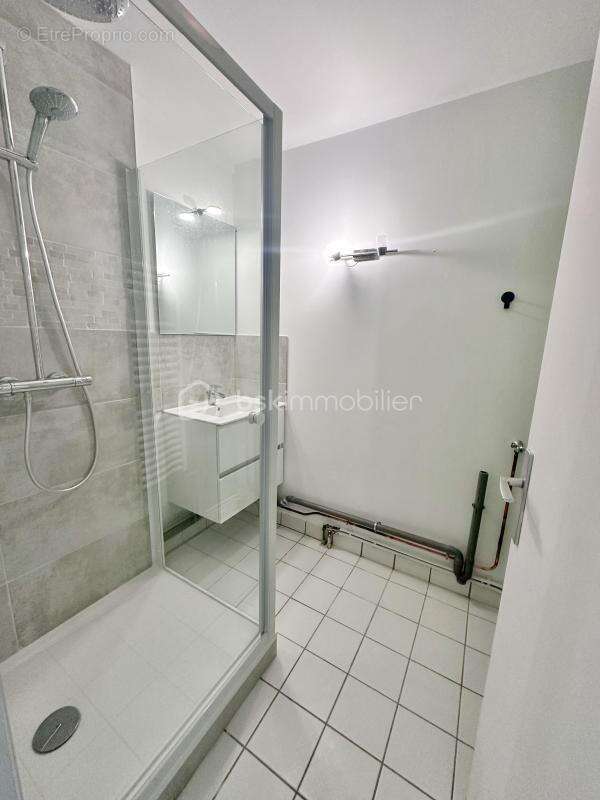 Appartement à SAVIGNY-LE-TEMPLE
