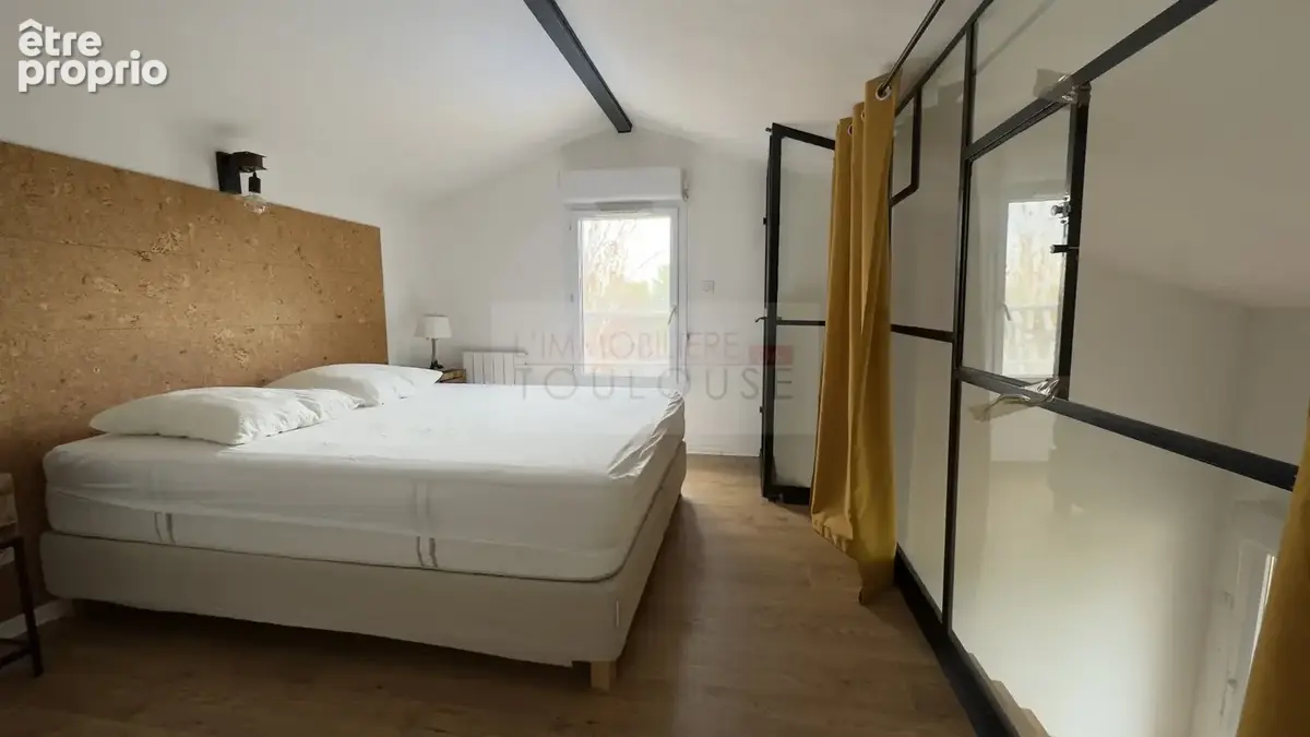 Saint-jean t3 duplex dernier etage + balcon + parking - photo 4
