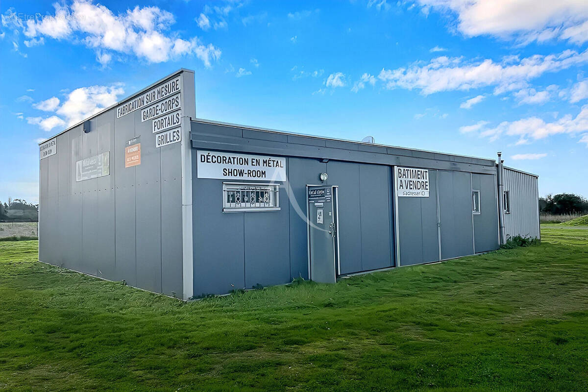 Commerce à MOREILLES