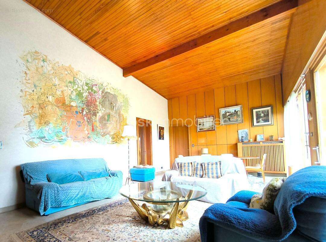 Maison à BONNEVILLE