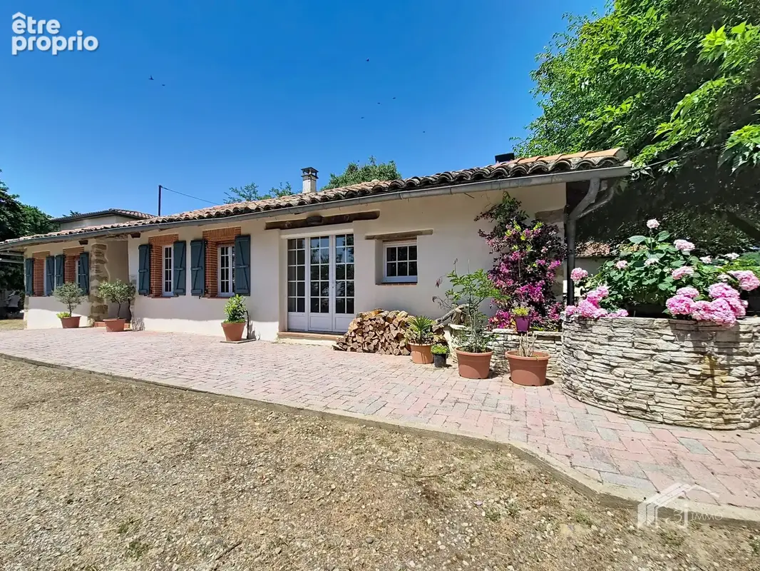 Photo Maison à Le Castera au prix de 482 000€