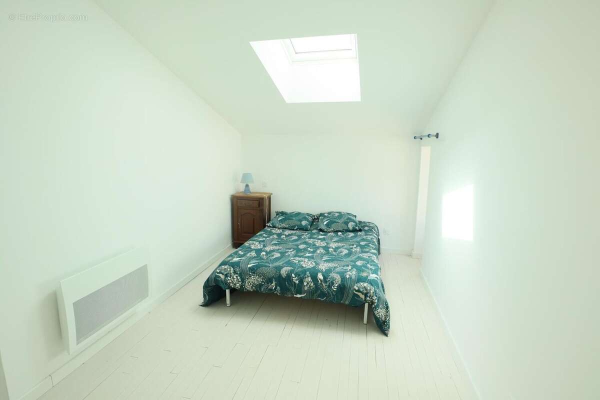 Maison 195 m² à Maire-Levescault  - photo 8