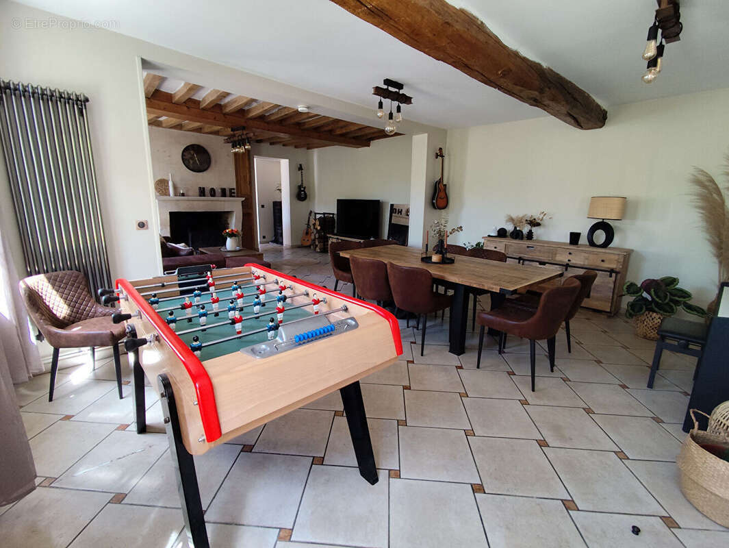 Maison à CUISE-LA-MOTTE