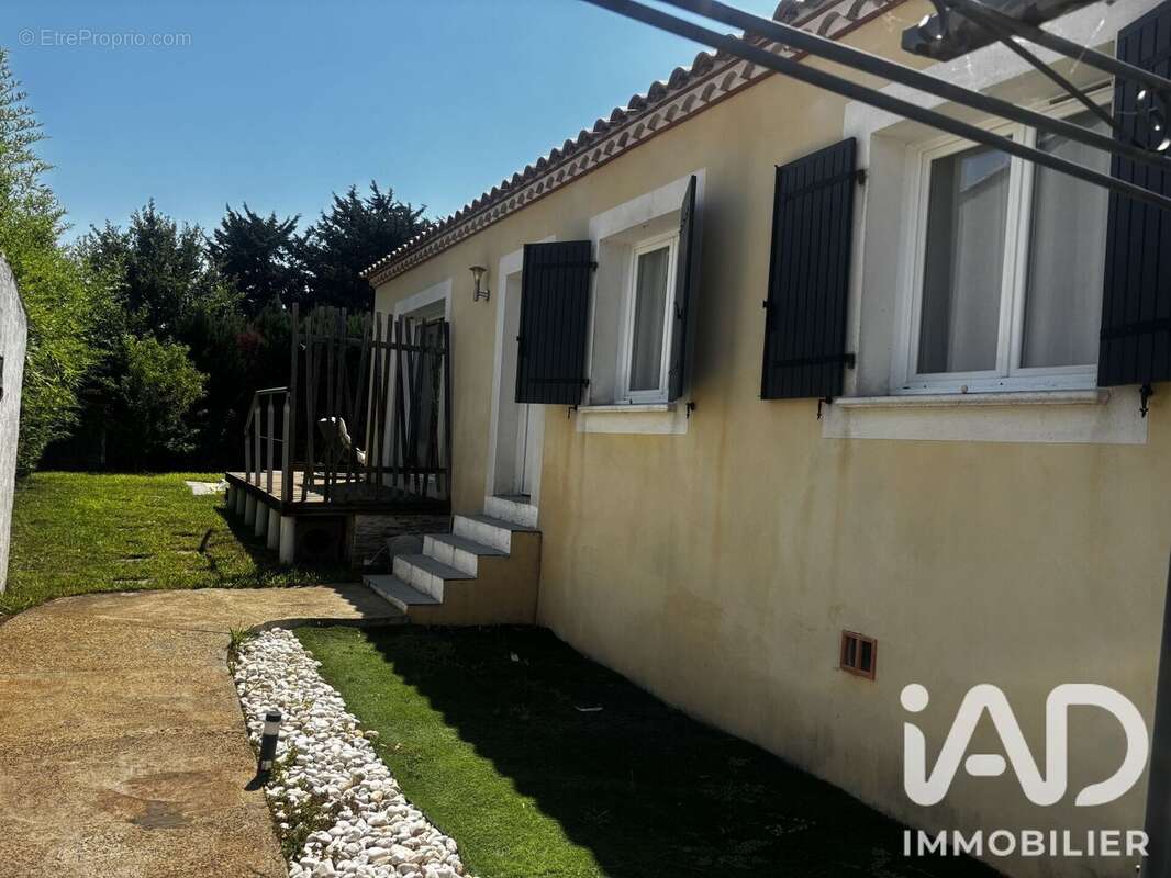 Maison 110 m² à Paradou  - photo 3