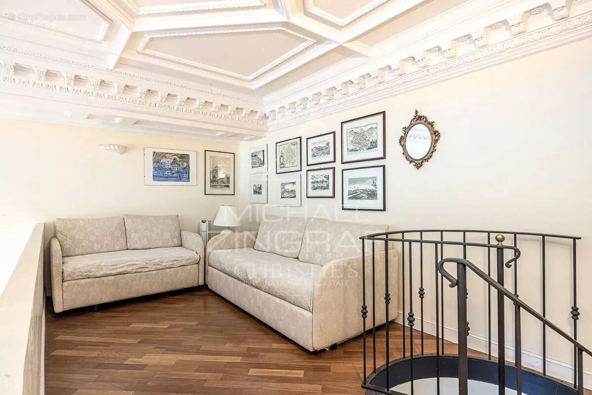 Appartement à BEAULIEU-SUR-MER