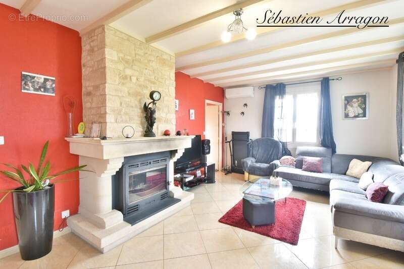 En exclusivité à Cancon – Maison familiale rénovée de 130 m² avec garage et terrain clos - photo 2