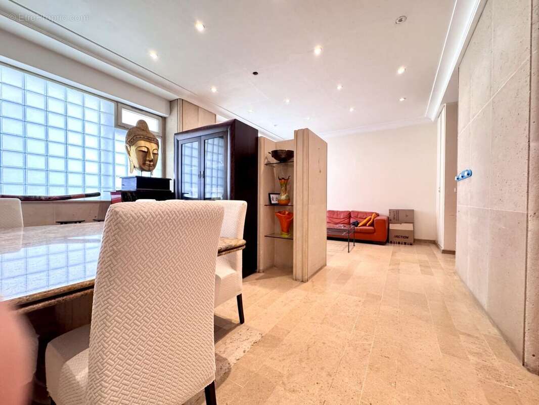Appartement 99 m² à Paris-11e  - photo 3