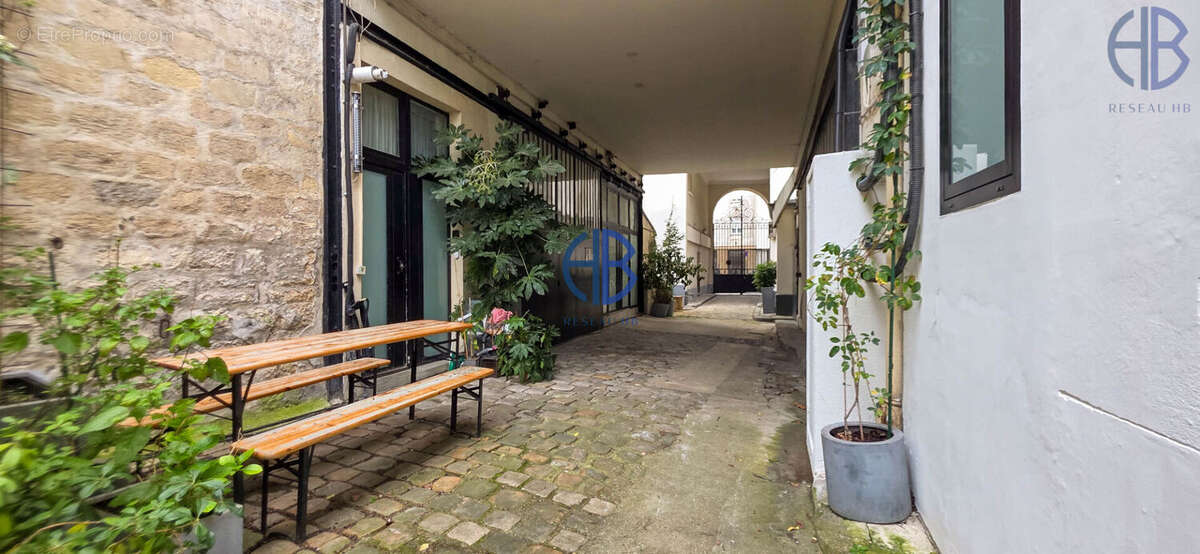 Appartement à PARIS-19E