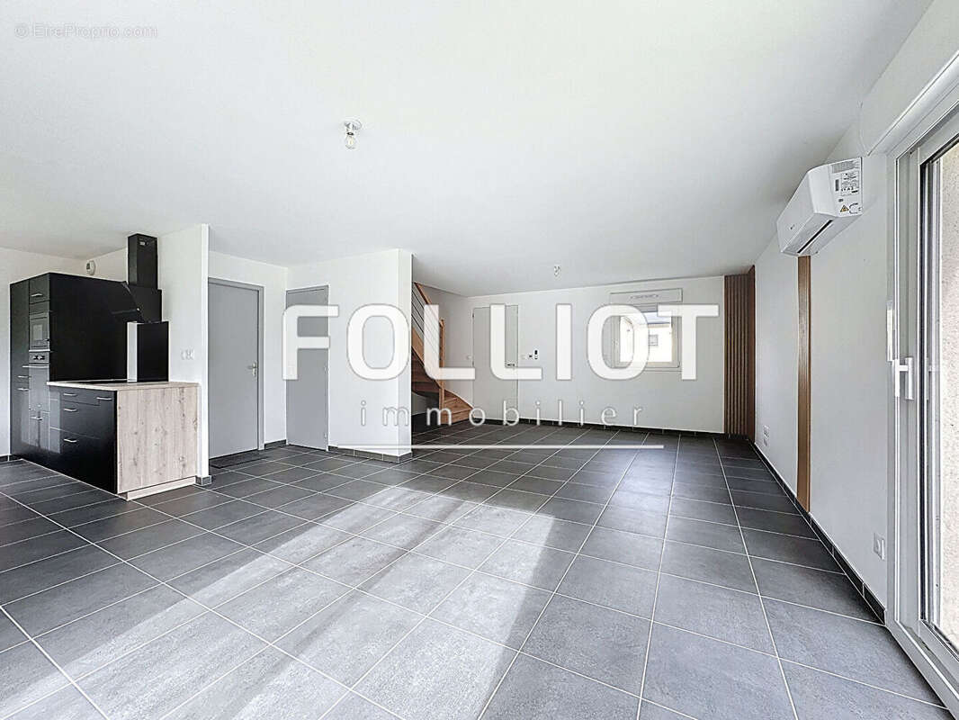 Maison à SECQUEVILLE-EN-BESSIN