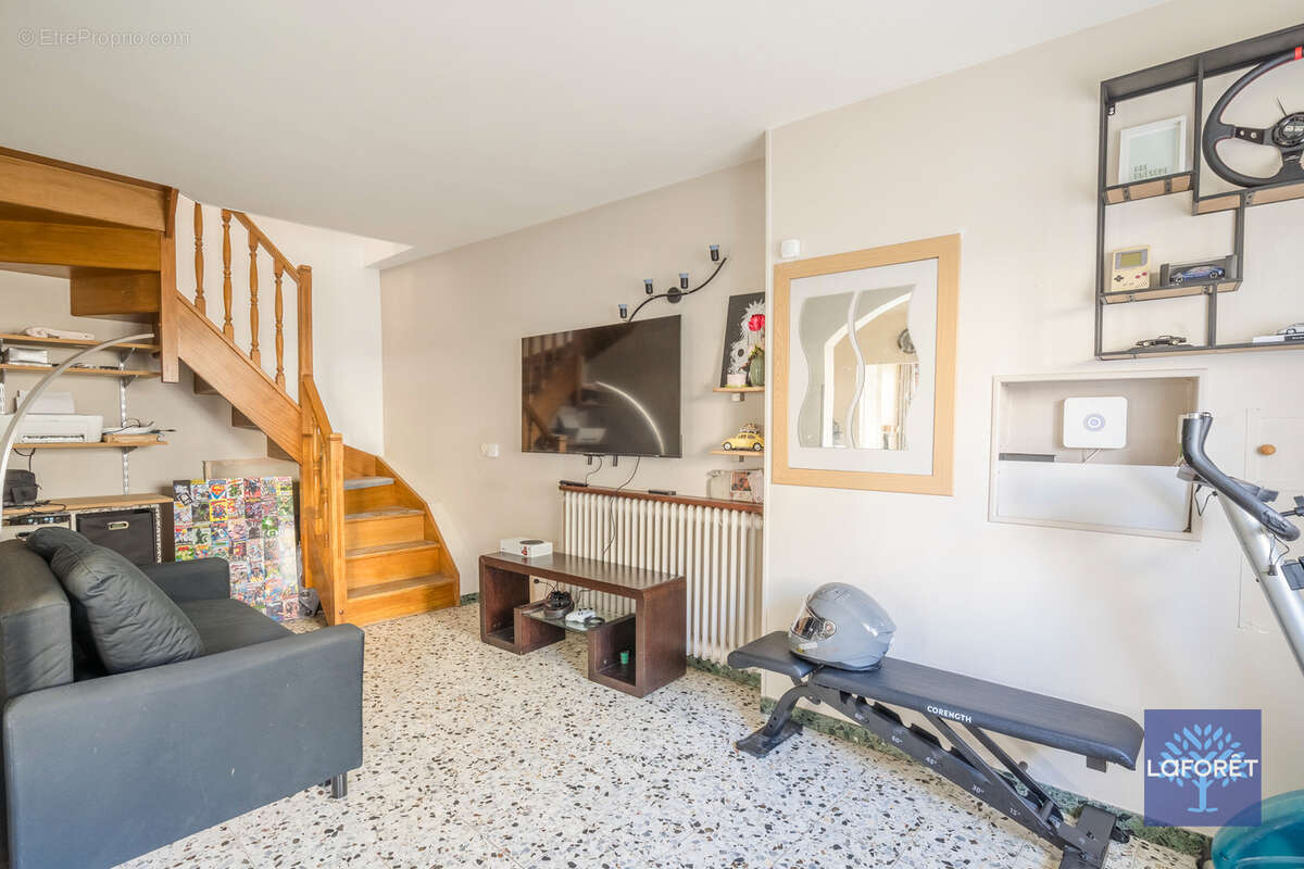 Maison à LES PAVILLONS-SOUS-BOIS