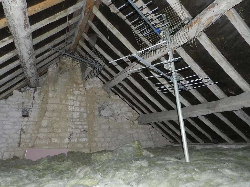 Maison à SAINT-PIERRE-SUR-DIVES