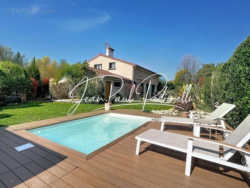 Maison à SAINT-GENIS-LAVAL