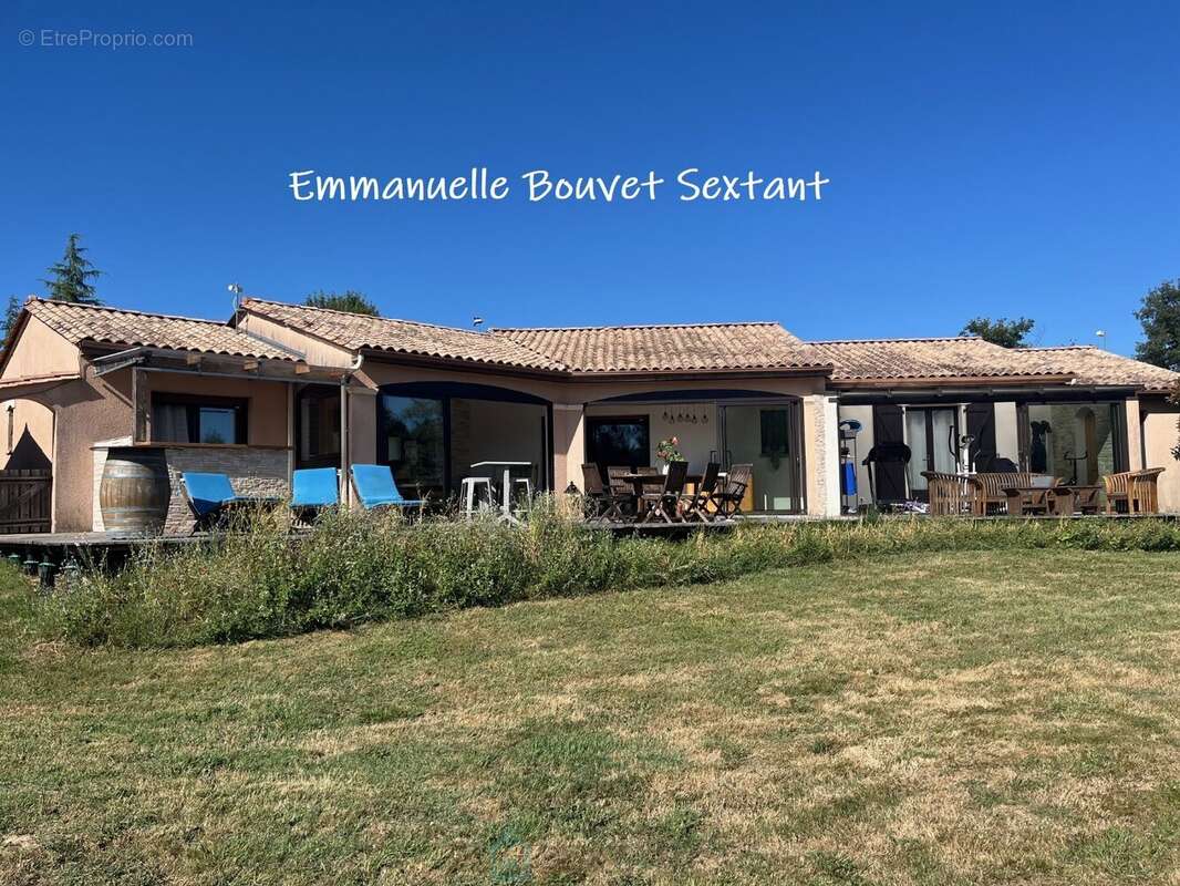 Maison à SIORAC-EN-PERIGORD