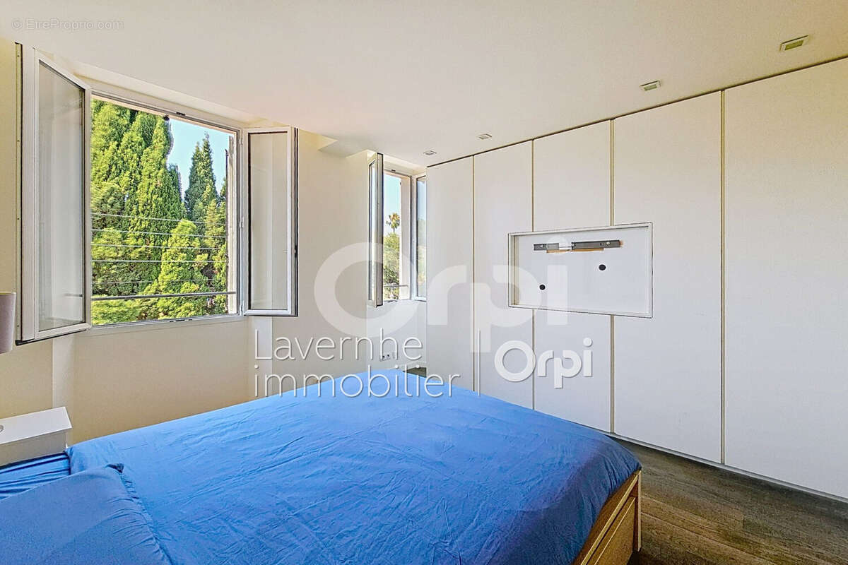 Appartement 72 m² à Antibes  - photo 4