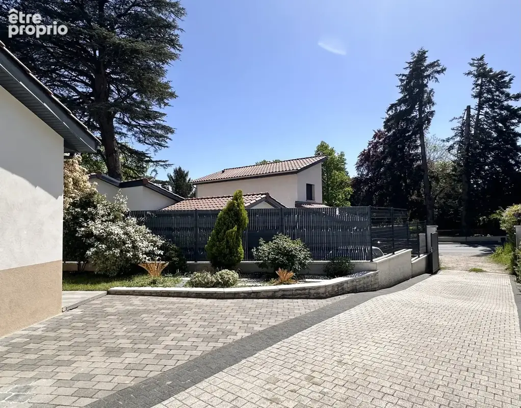 Exclusivite charly centre maison recente de plain-pied 4 chambres et piscine - photo 14