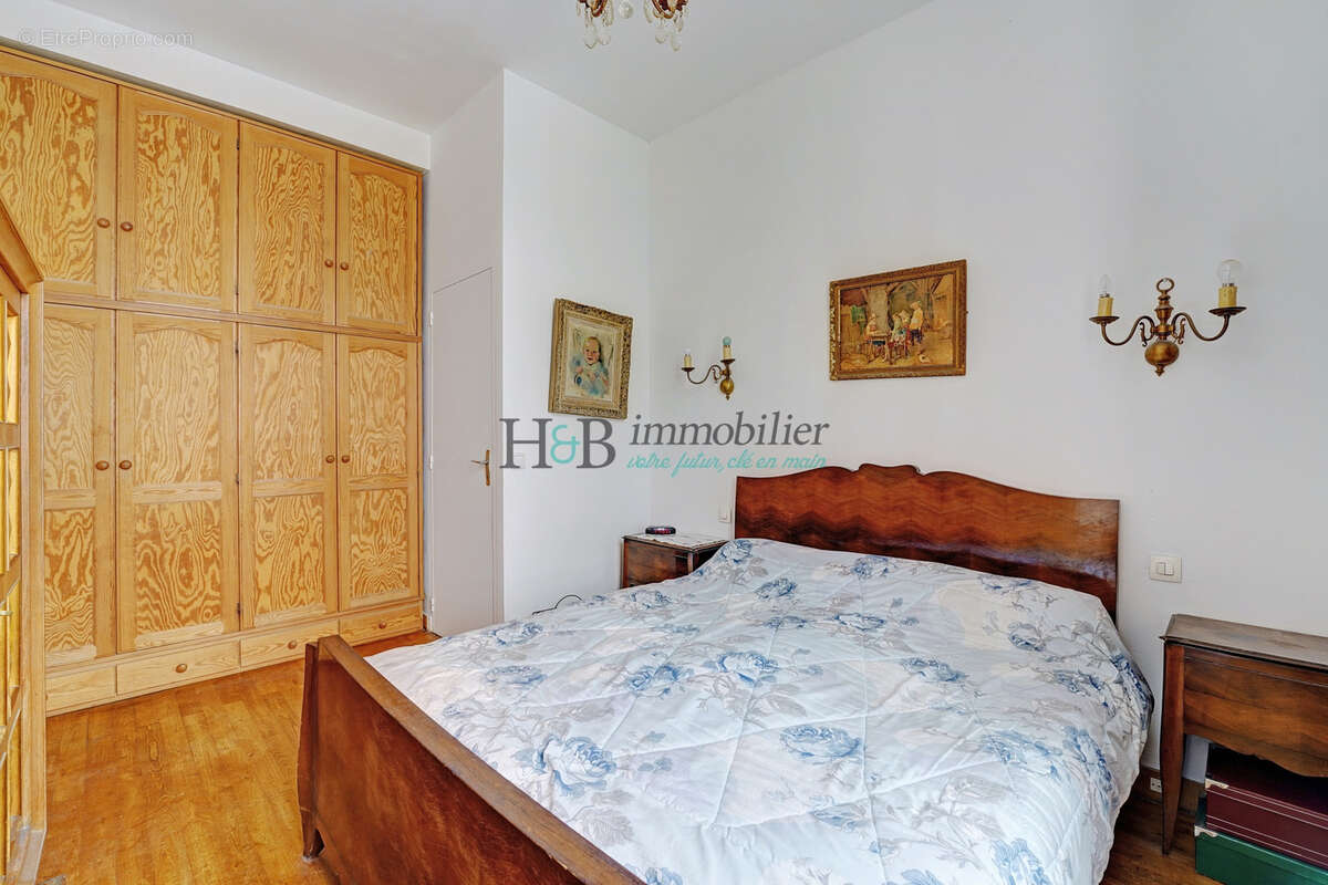 Appartement à PARIS-11E