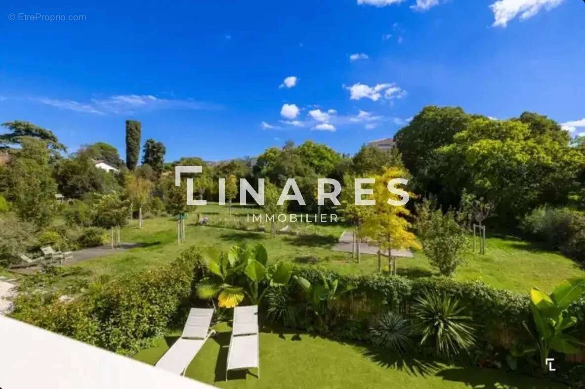 Appartement à MARSEILLE-9E