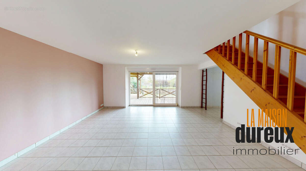 Maison à PIERRECOURT