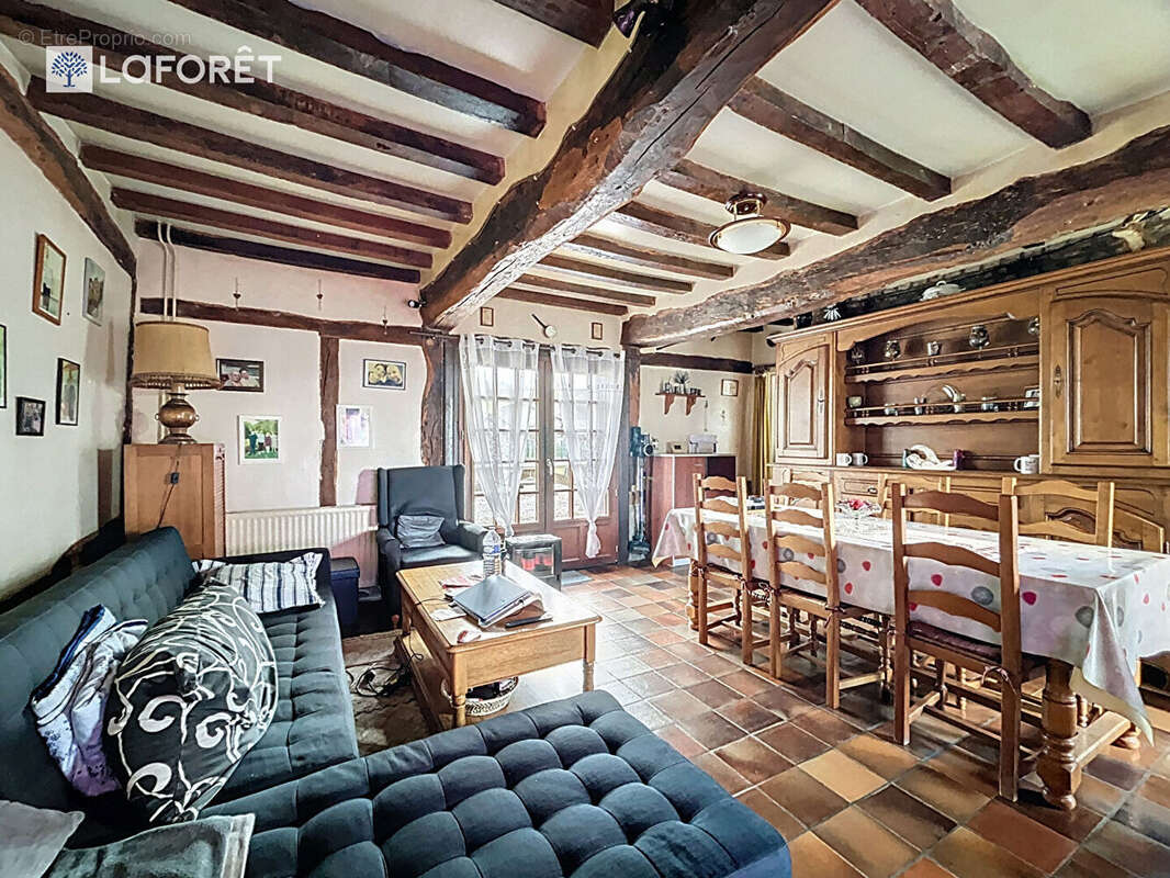 Maison à CANY-BARVILLE