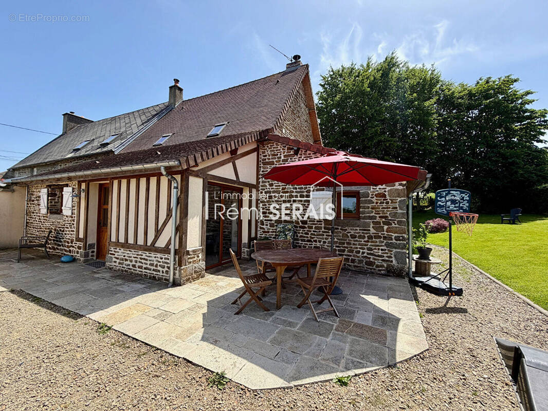 Maison à LA CHAPELLE-BICHE