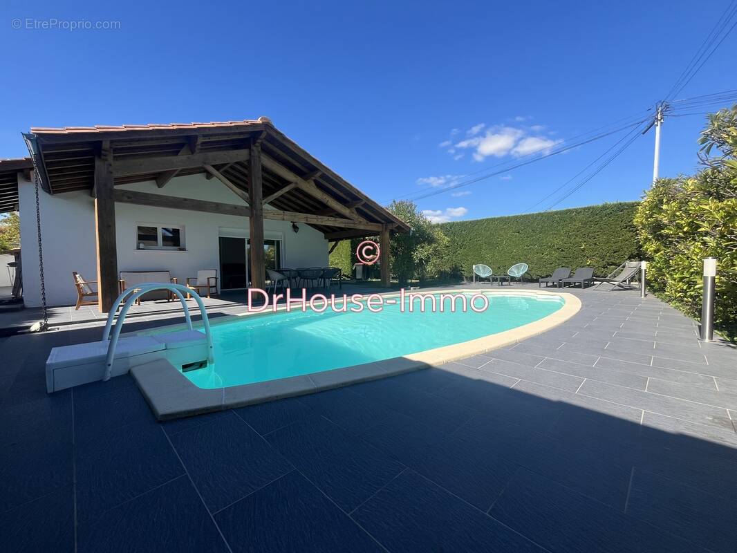 Maison à SAINT-LOUBES