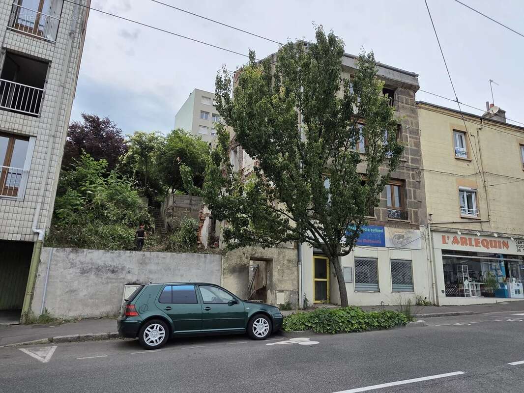 Appartement à SAINT-ETIENNE