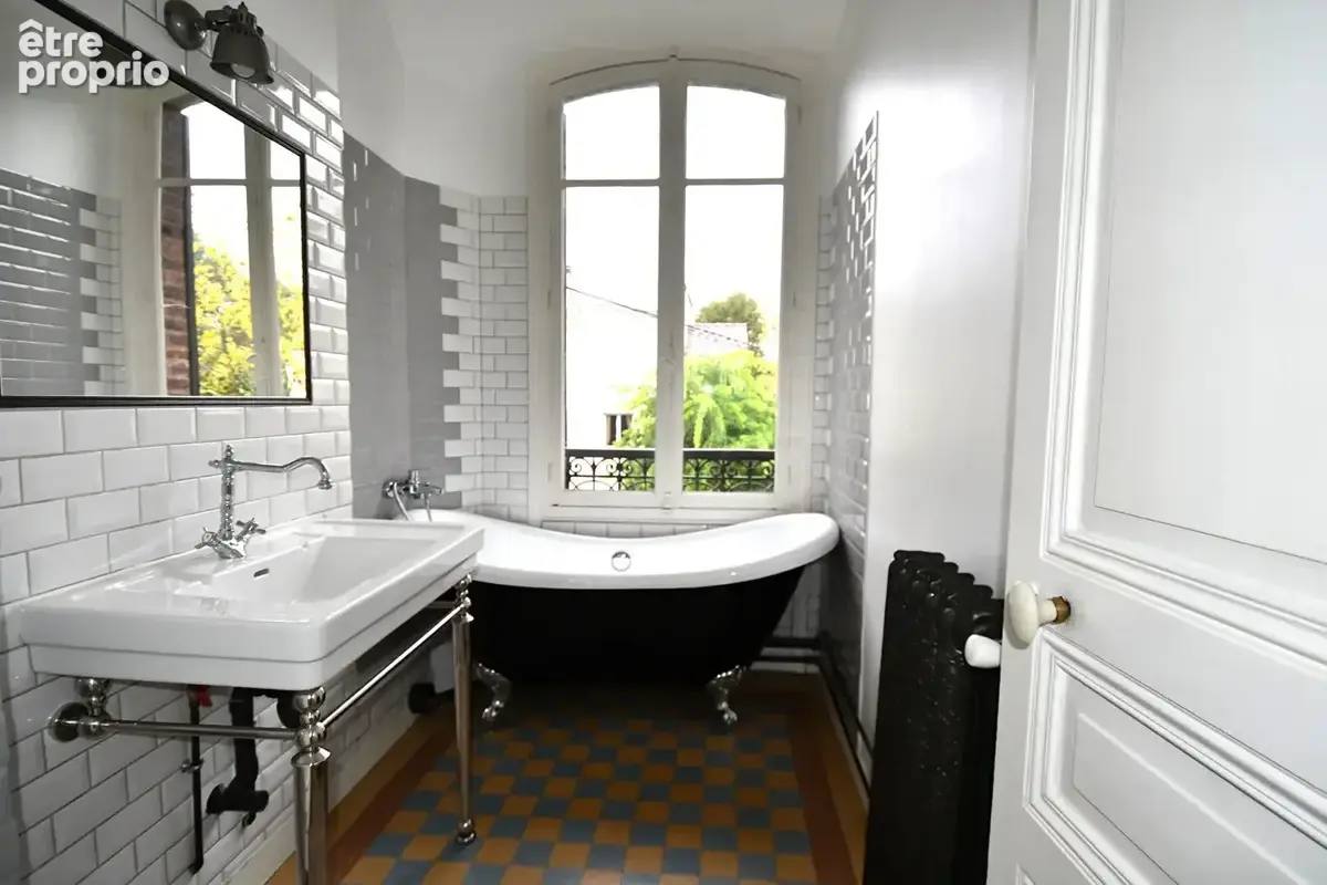 Chatou triangle d'or - 8 mn rer - magnifique maison 6 chambres - au calme - photo 13