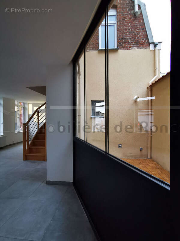 Roncq centre bourg 95 m² ! - photo 5