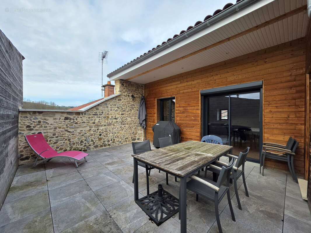 Maison à VERTAIZON