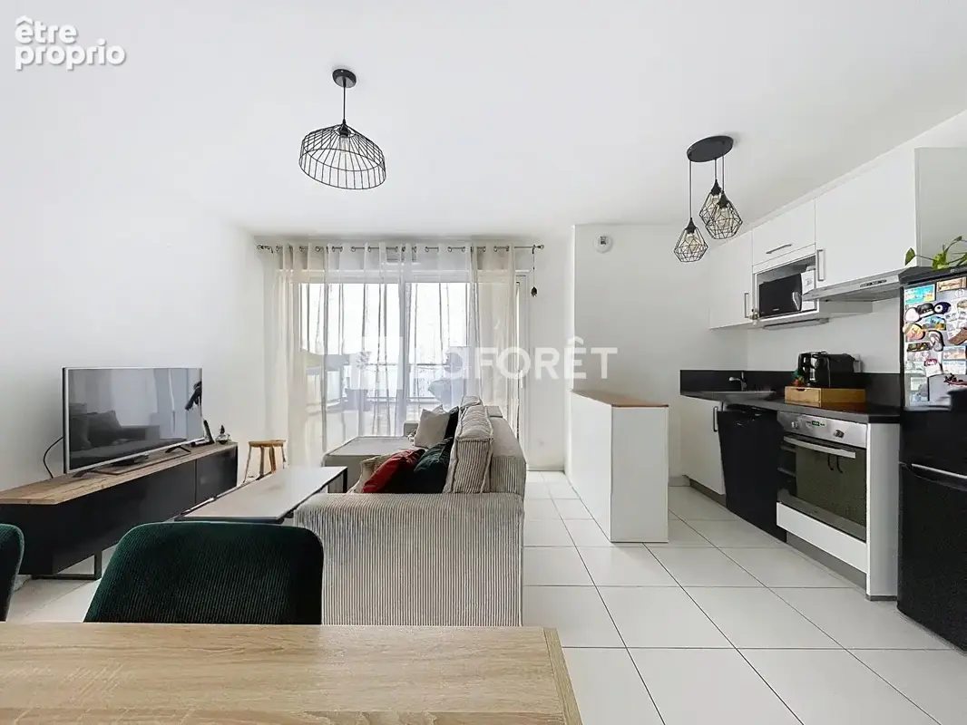 Appartement Saint Jean De La Ruelle 3 pièces 68 m² - photo 4