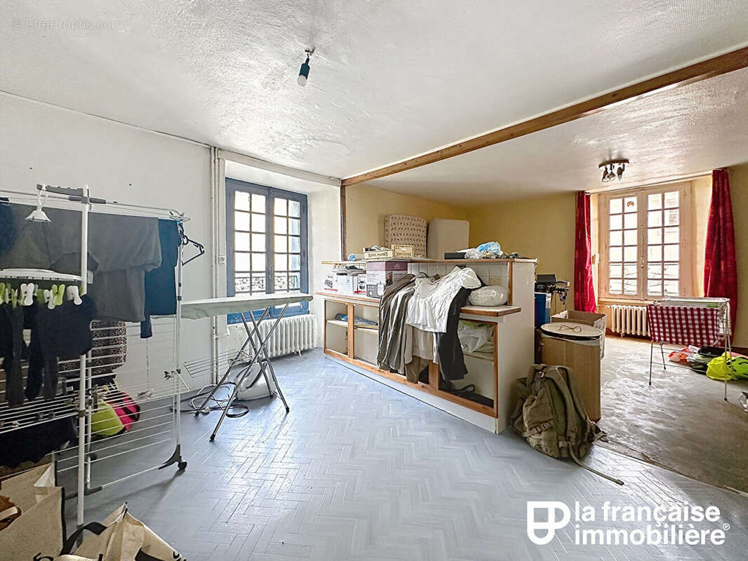 Maison a rénover - cave - grenier - garages - photo 6