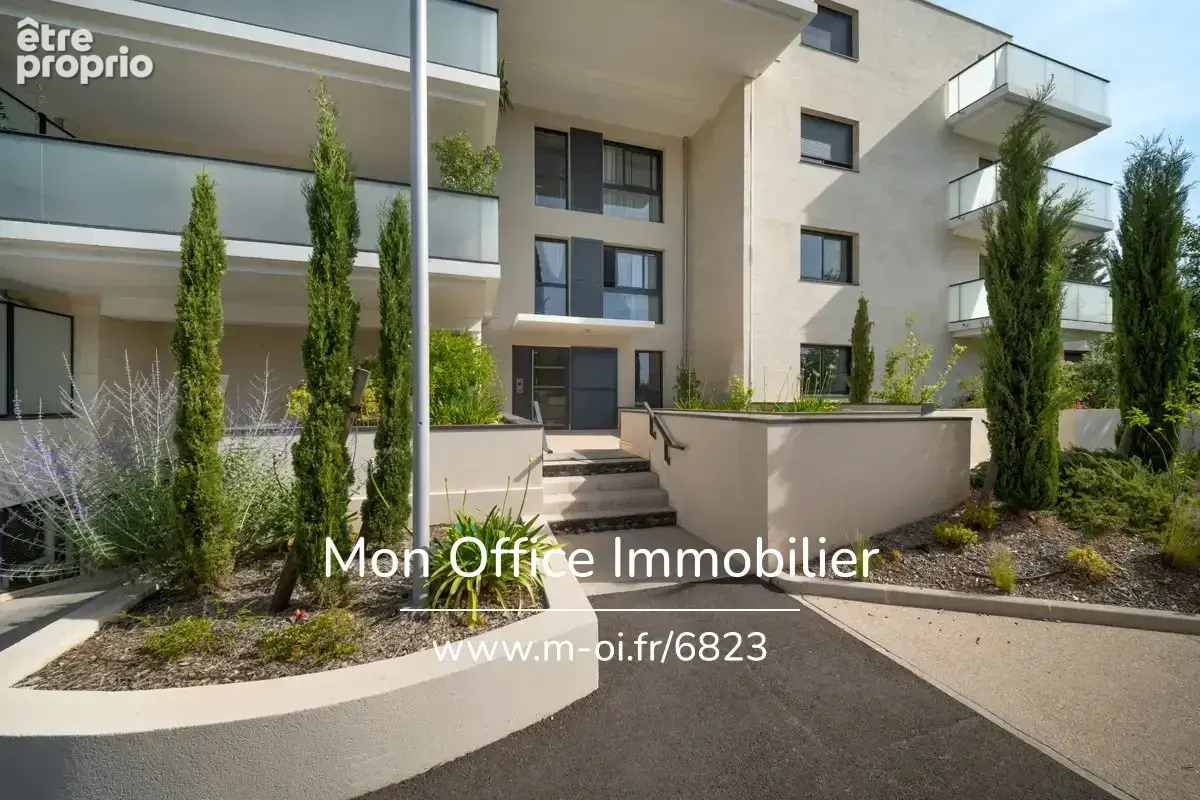 Référence : 6823-JDO. - Superbe T3 avec jardin de 130 m² et parking à proximité d'Aix-centre et de la Torse - photo 13