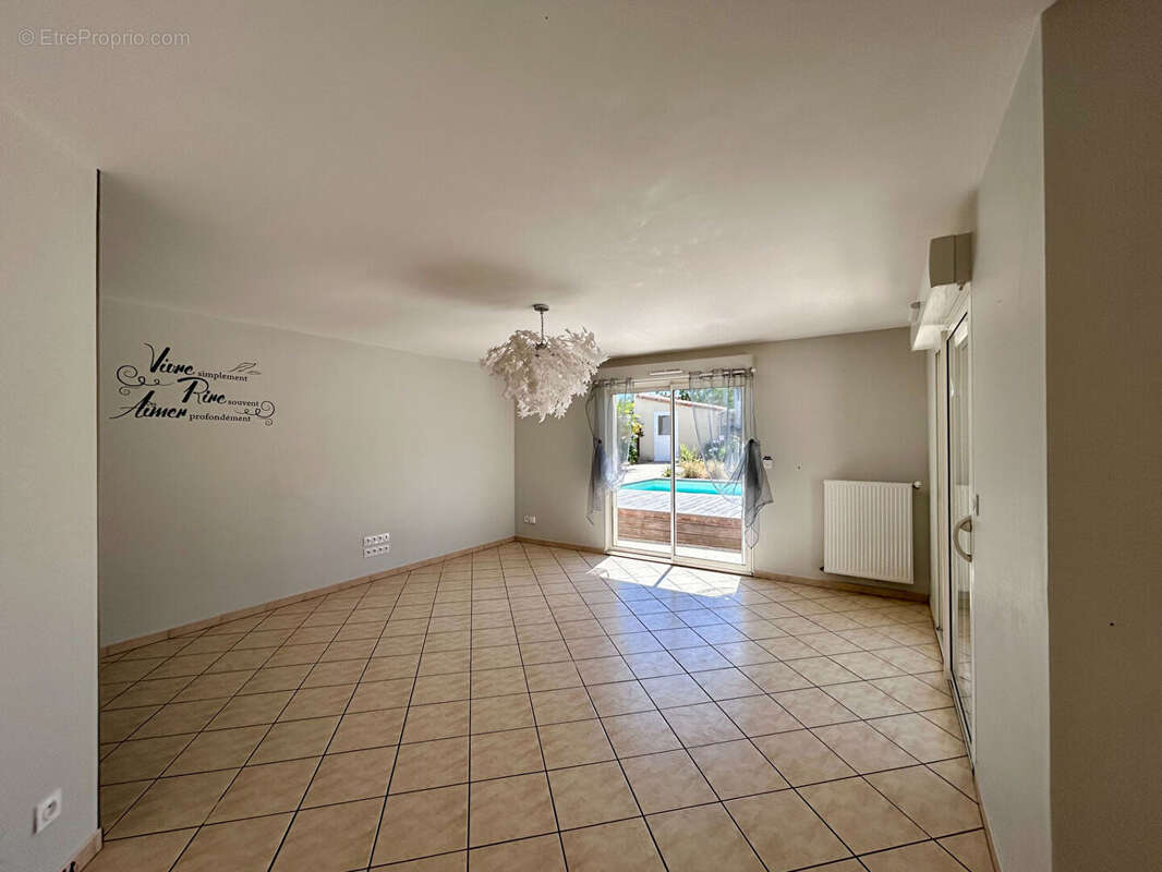 Maison Niort 5 pièce(s) 90 m2 - photo 3