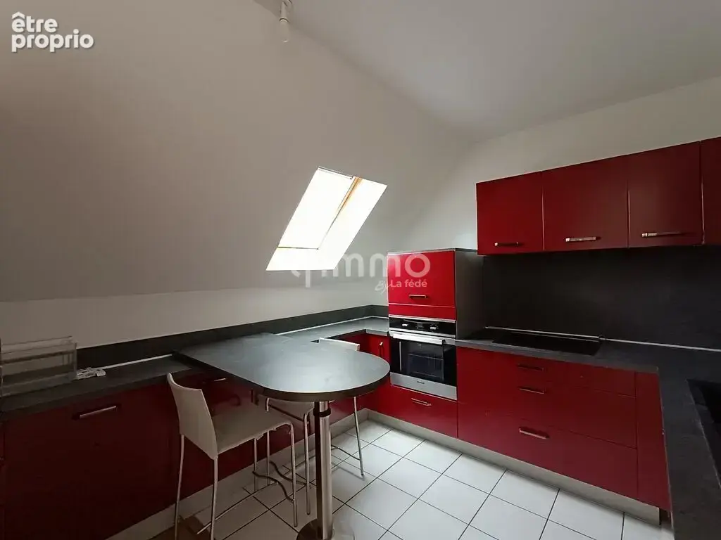 Gisors centre grand T2 65 m² dernier étage avec ascenseur et par - photo 4