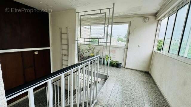Toulouse amouroux t3/4 traversant + cave + parking - photo 2