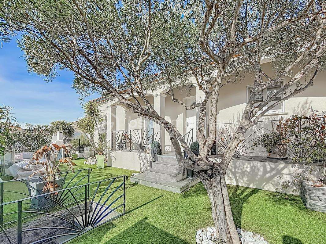 Maison à COURNONSEC