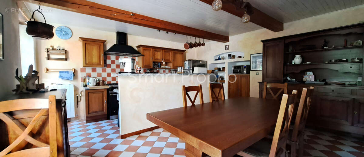 Maison à TONNAY-CHARENTE