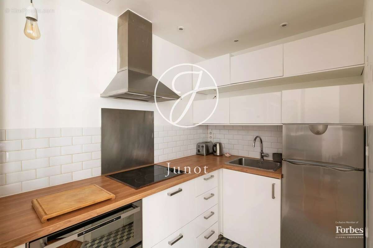 Paris 18e - BACHELET - Appartement à vendre - 2 pièces - 46,44m² Carrez - 1 chambre - Terrasse 7,12m². - photo 11